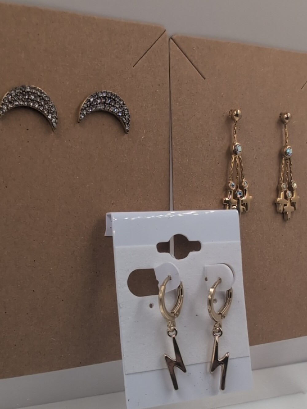 J.Crew & Boutique Gold Tone Earring Lot (EB4) - Set of 3 - Picture 3 of 9